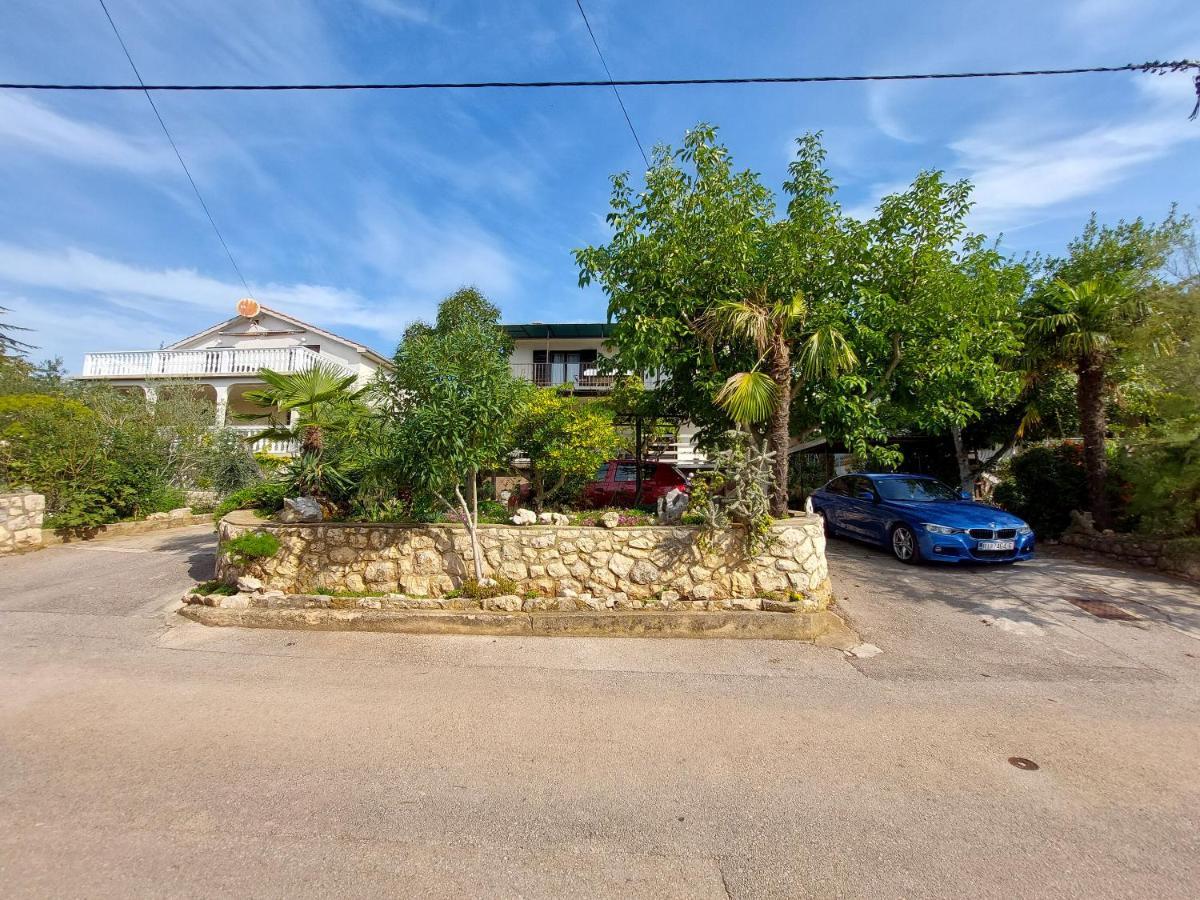 Apartments Vilim Pinezići Εξωτερικό φωτογραφία