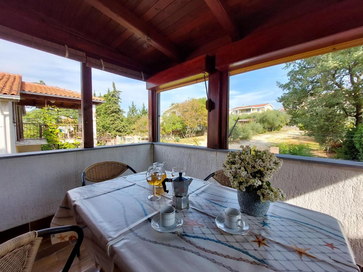 Apartments Vilim Pinezići Εξωτερικό φωτογραφία